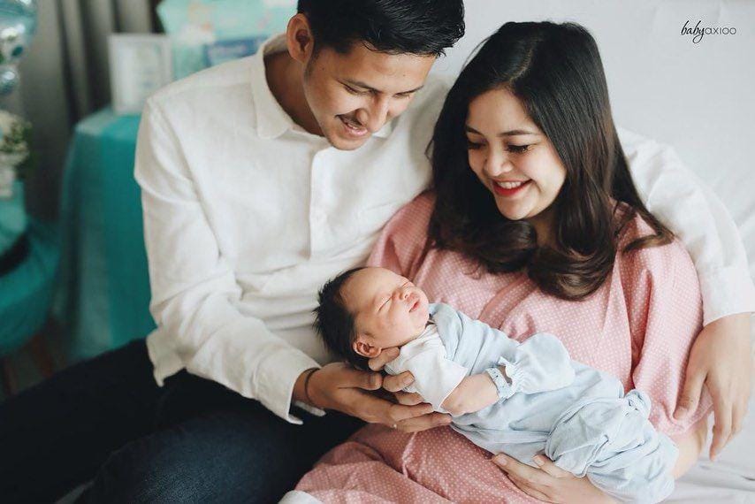 instagram.com/tasyakamila