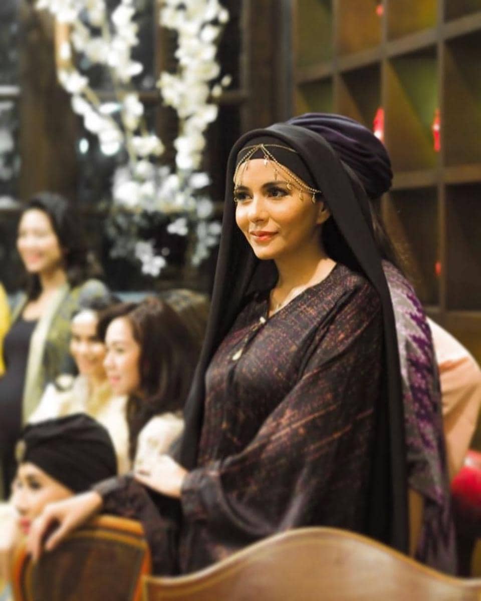 instagram.com/meisya__siregar