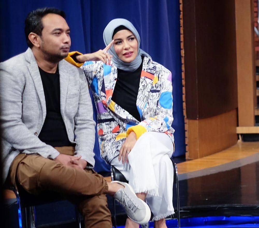 instagram.com/meisya__siregar