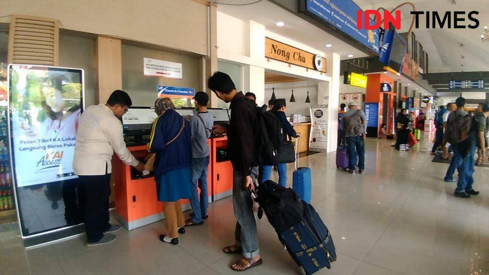 Stasiun Gubeng Surabaya. IDN Times/Ardiansyah Fajar