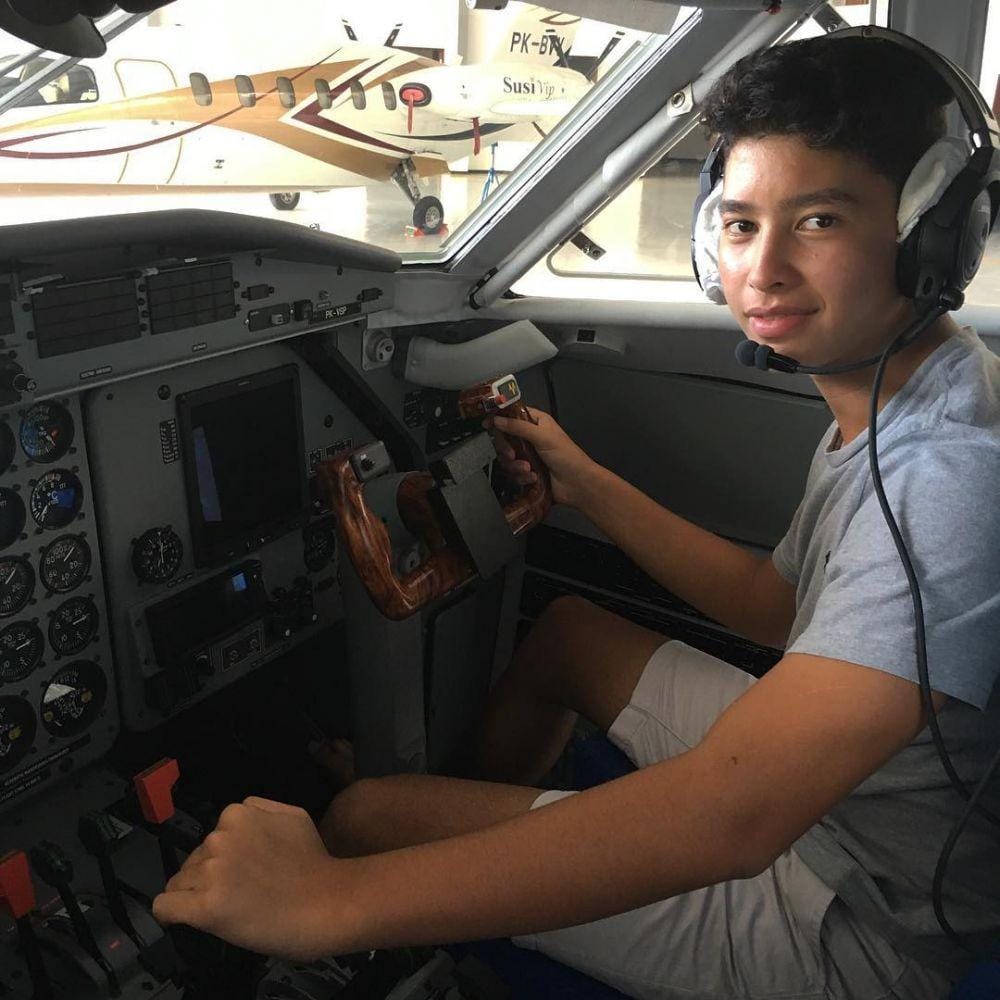 instagram.com/alvy_xavier