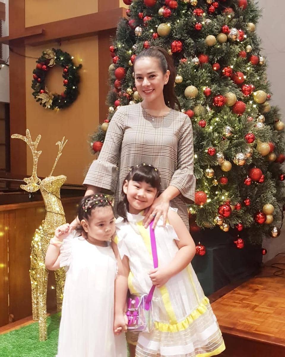 instagram.com/astridtiar127