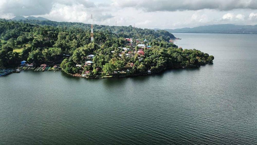 instagram.com/like_minahasa