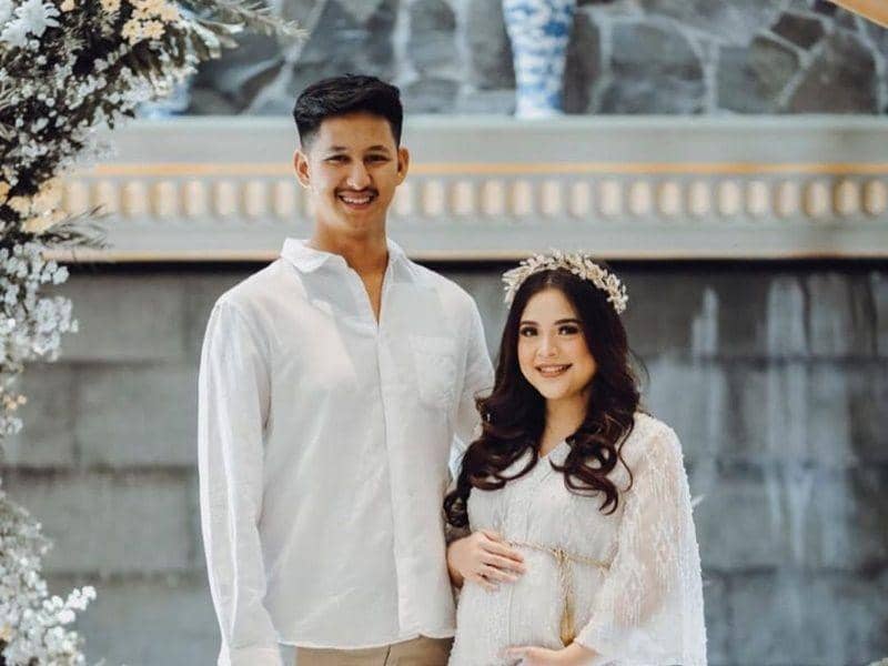 instagram.com/tasyakamila