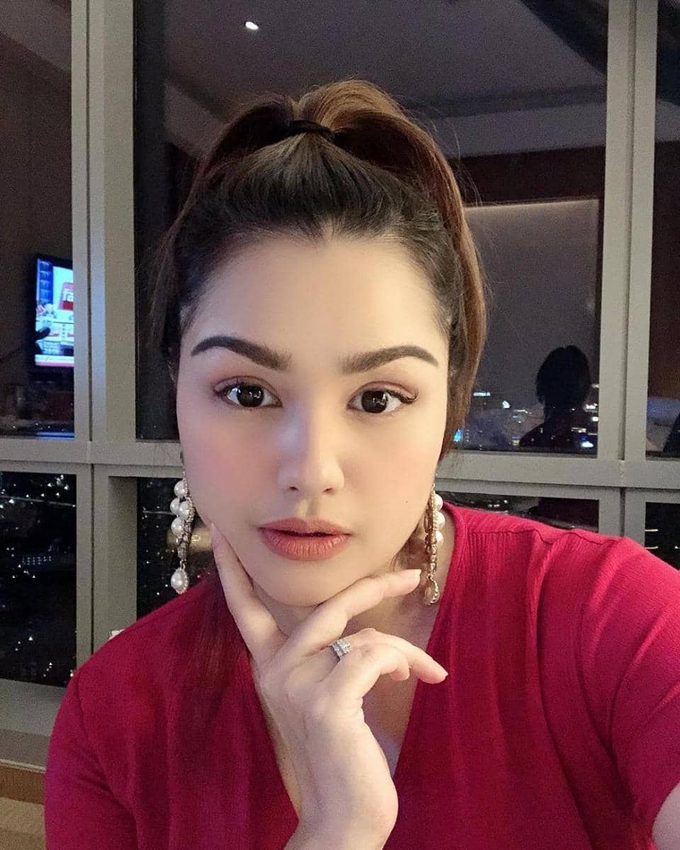 Instagram/nourahsheivirah