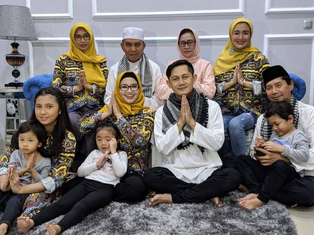 Instagram.com/fitricarlina