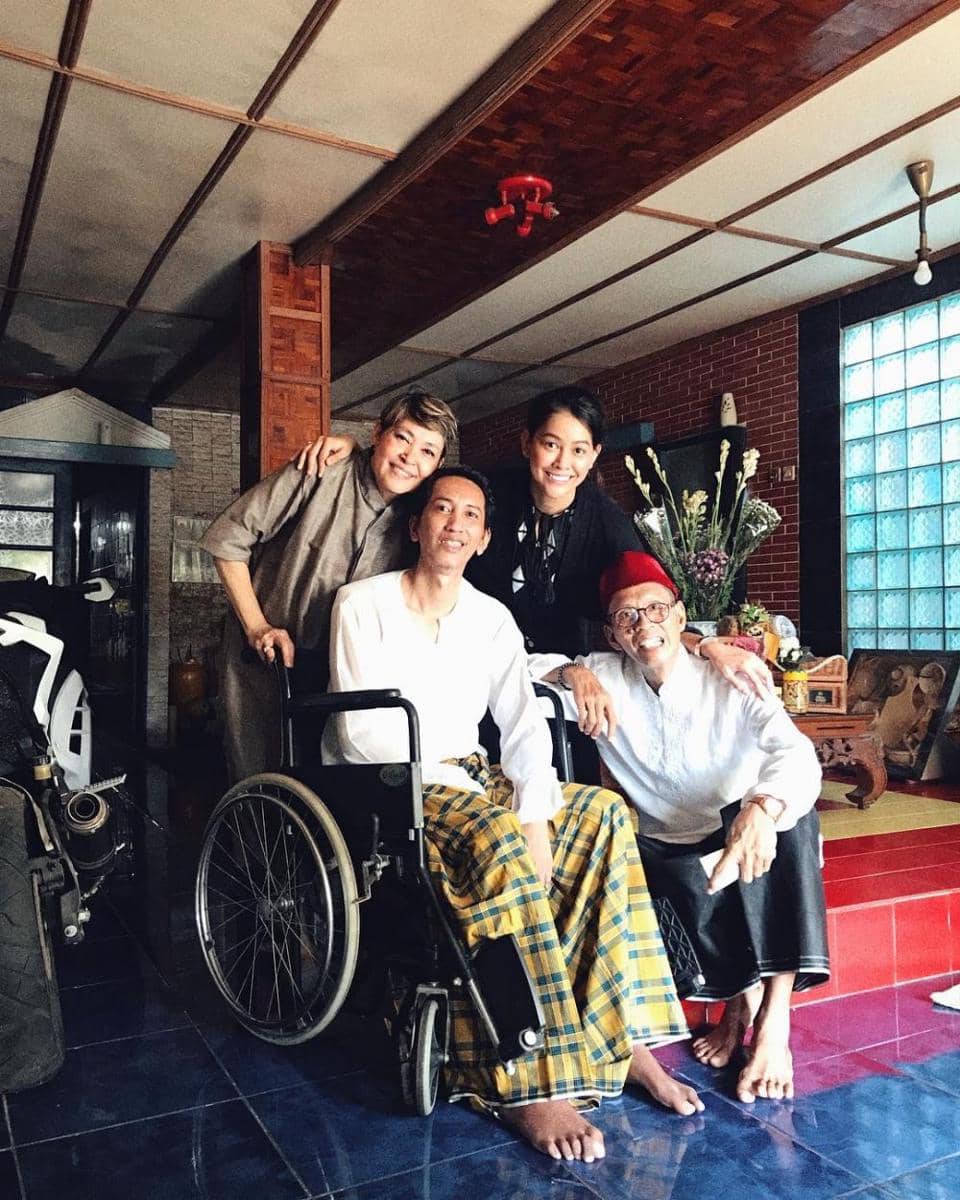 instagram.com/bungajelitha66