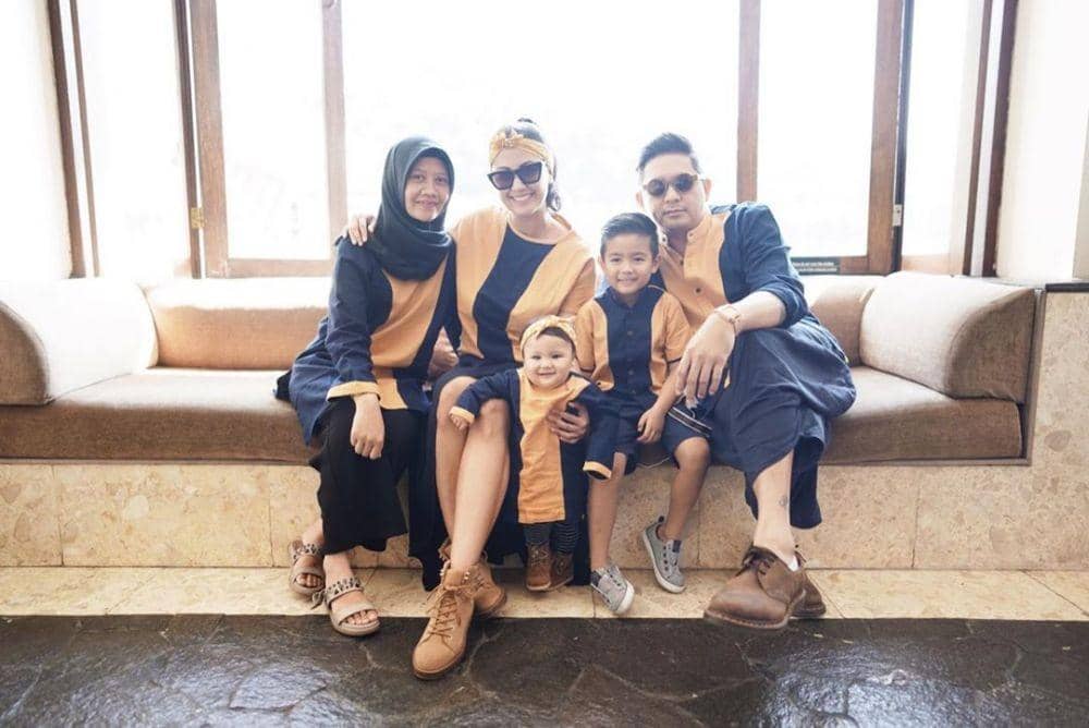 instagram.com/mrssharena