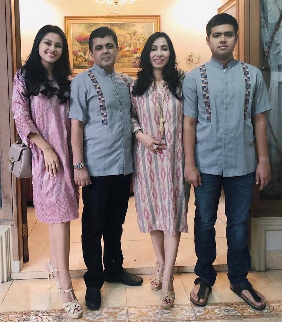 @jesicafitriana via instagram.com/officialputeriindonesia