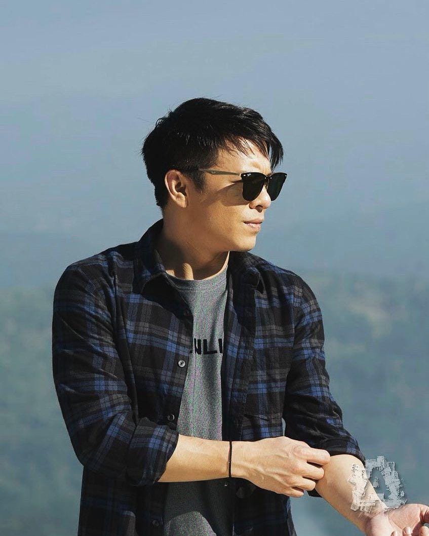 instagram.com/ariel_inst