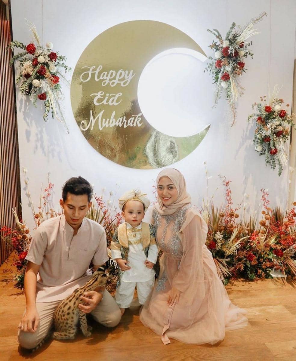 instagram.com/rachelvennya