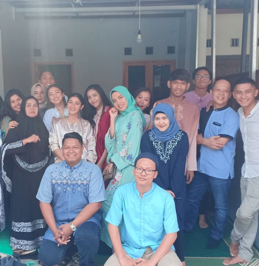 instagram.com/khenew