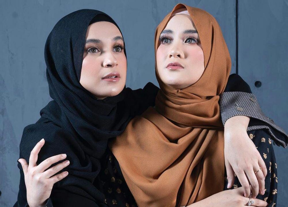 instagram.com/ryana_dea