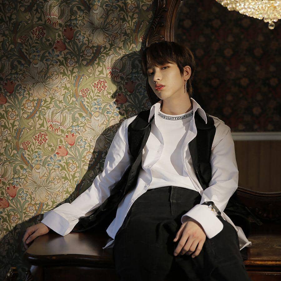 instagram.com/onlyoneofofficial