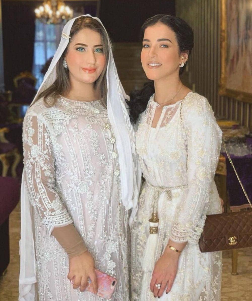 instagram.com/tasyiiathasyia