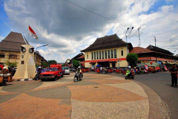surakarta.go.id