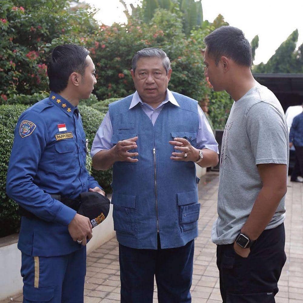 instagram.com/ibasyudhoyono