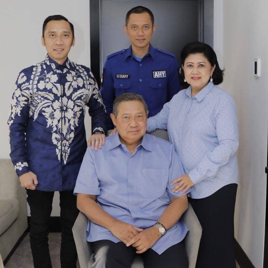 instagram.com/ibasyudhoyono
