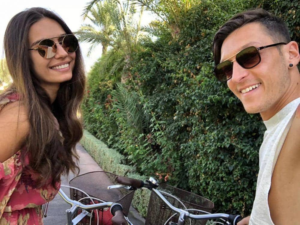 instagram.com/m10_official