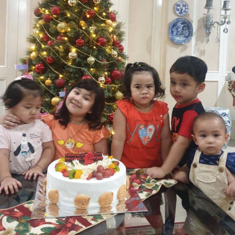 Instagram.com/astridtiar127r