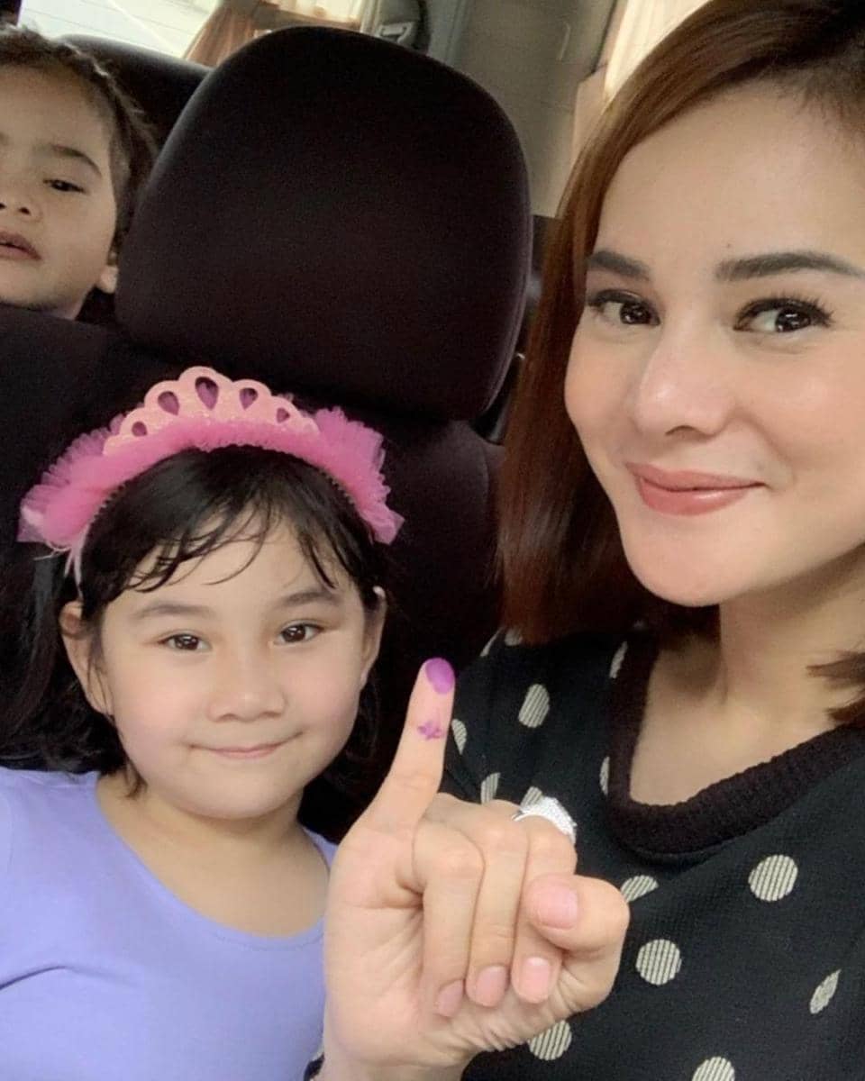 Instagram.com/astridtiar127