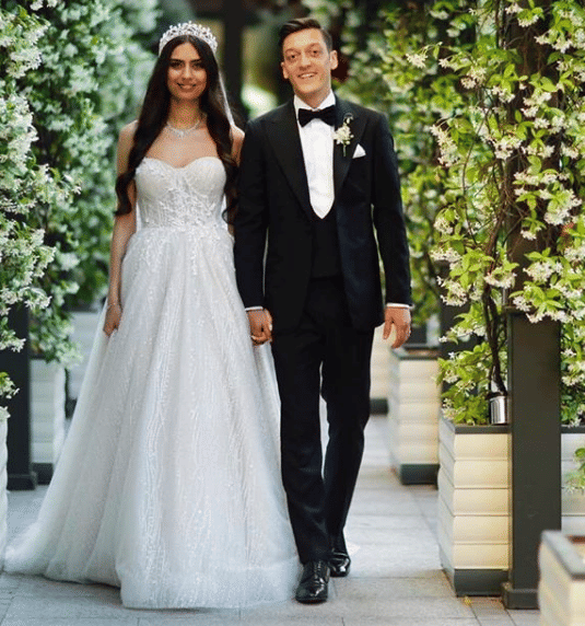 instagram.com/m10_official