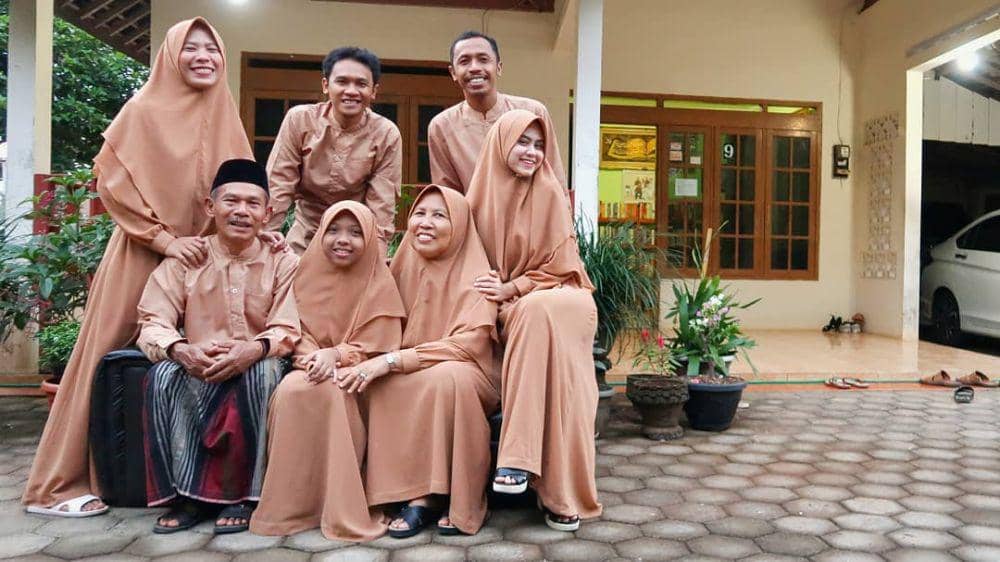 Instagram.com/furrysetya