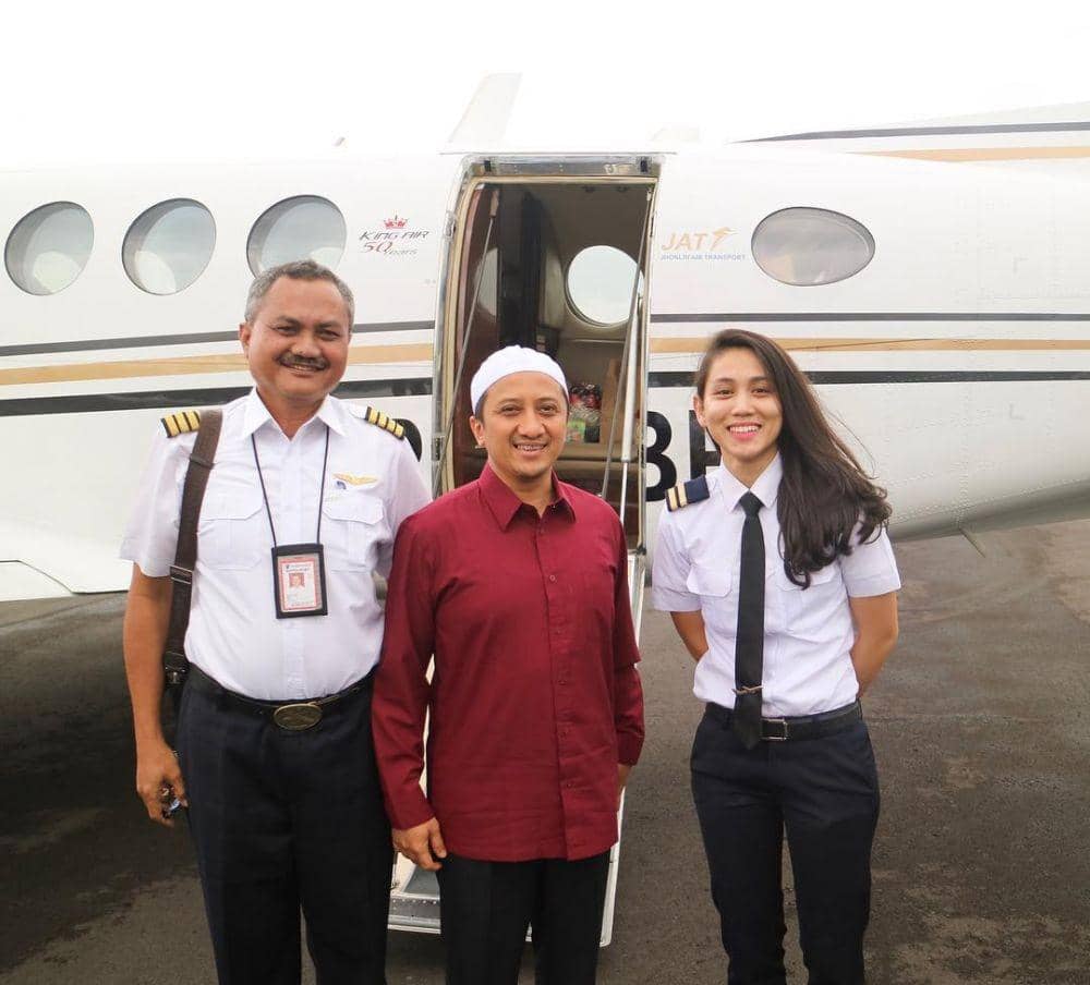 Instagram/athirafarina