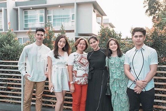 instagram.com/natashawilona12