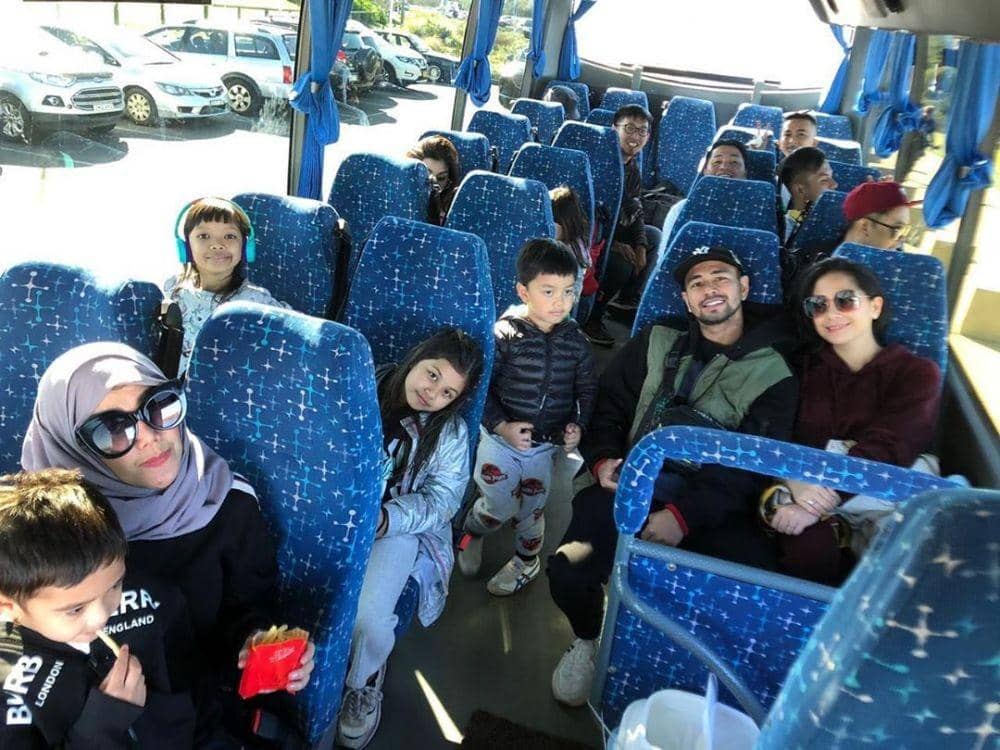 instagram.com/raffinagita1717