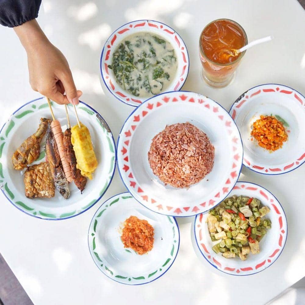 instagram.com/kampungjawa.yk