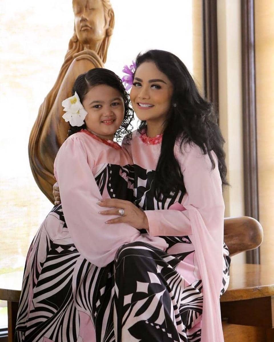 Instagram.com/ariannhaamora.lemos