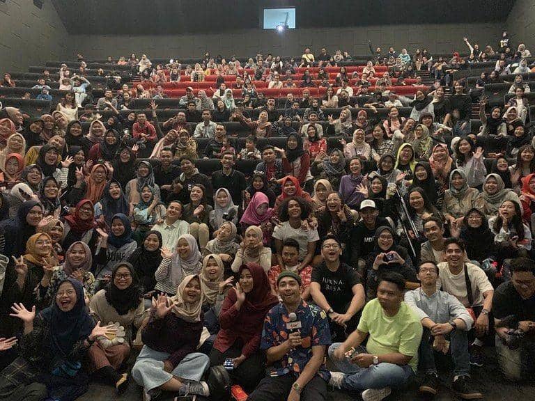 instagram.com/tim_jurnalrisa