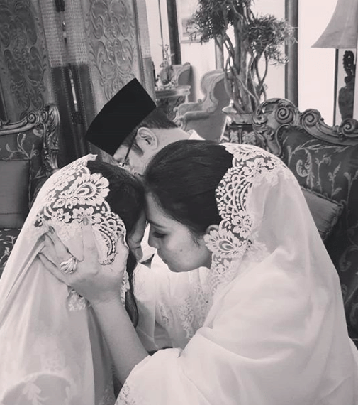 instagram.com/mayangsaritrihatmodjoreal