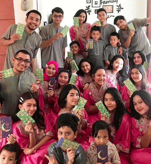 instagram.com/mayangsaritrihatmodjoreal