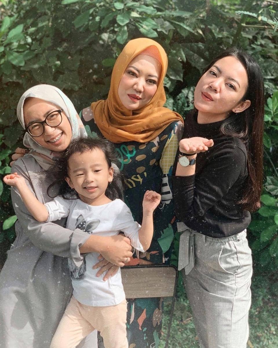 instagram.com/risa_saraswati