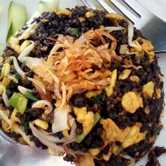 instagram.com/rikisaraswati