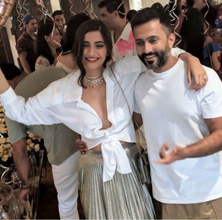 instagram.com/instantbollywood