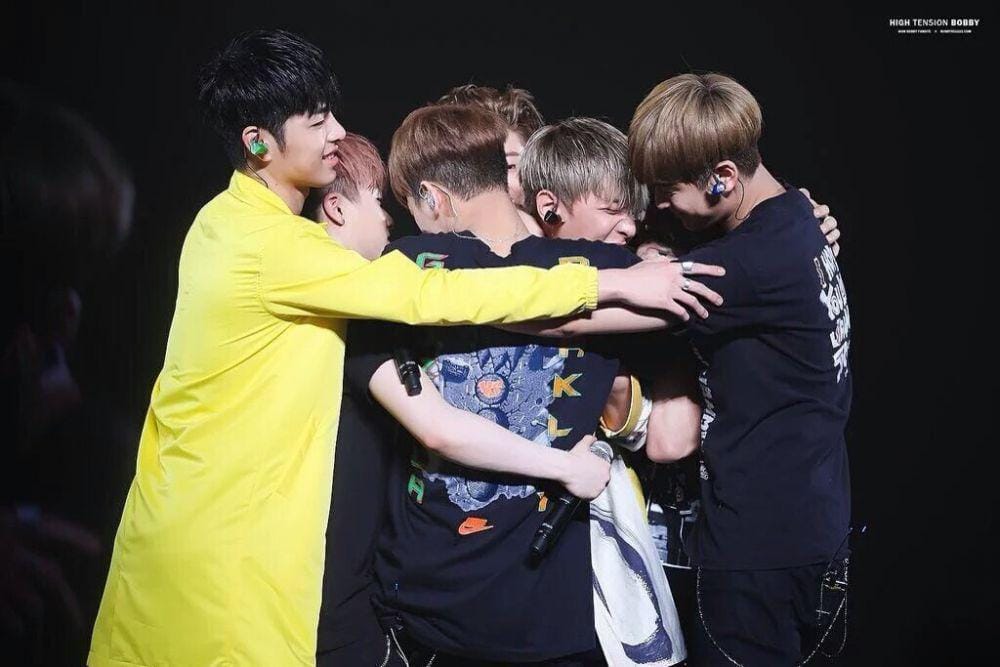 twitter.com/honeysnkyun