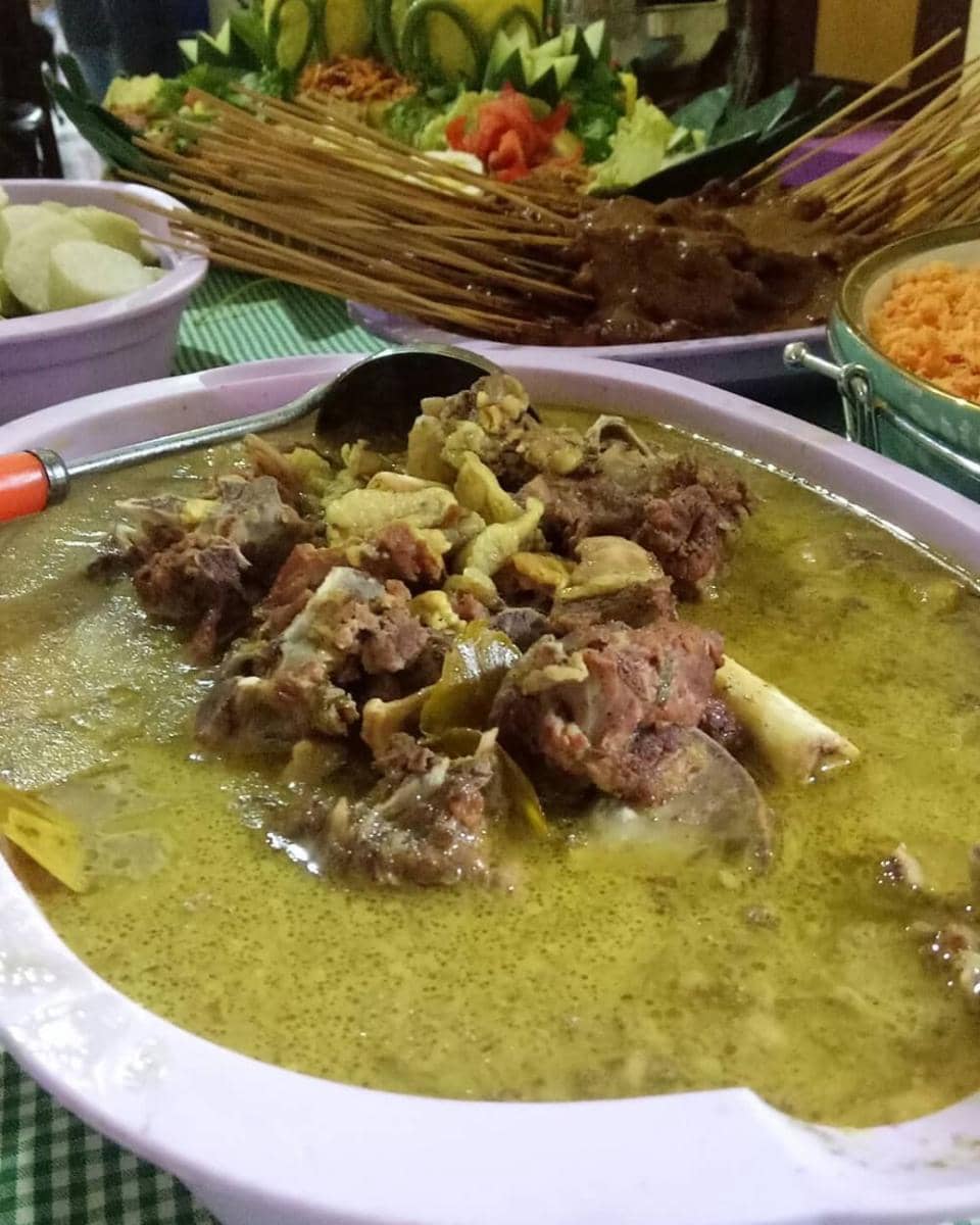 instagram.com/yokeark