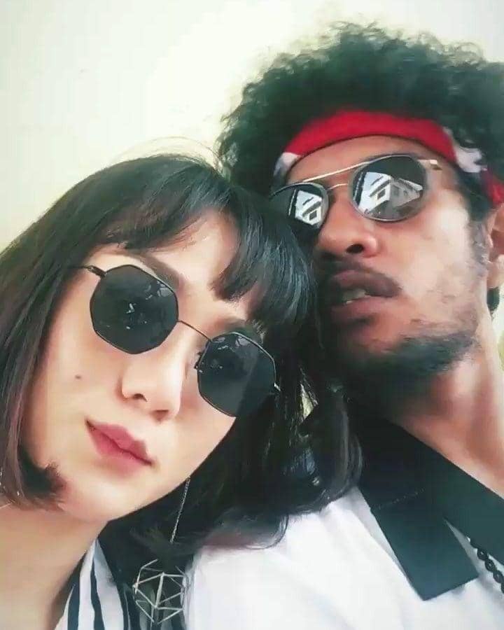 instagram.com/leonagustine