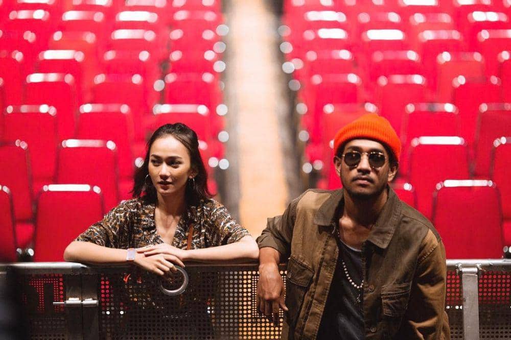 instagram.com/leonagustine