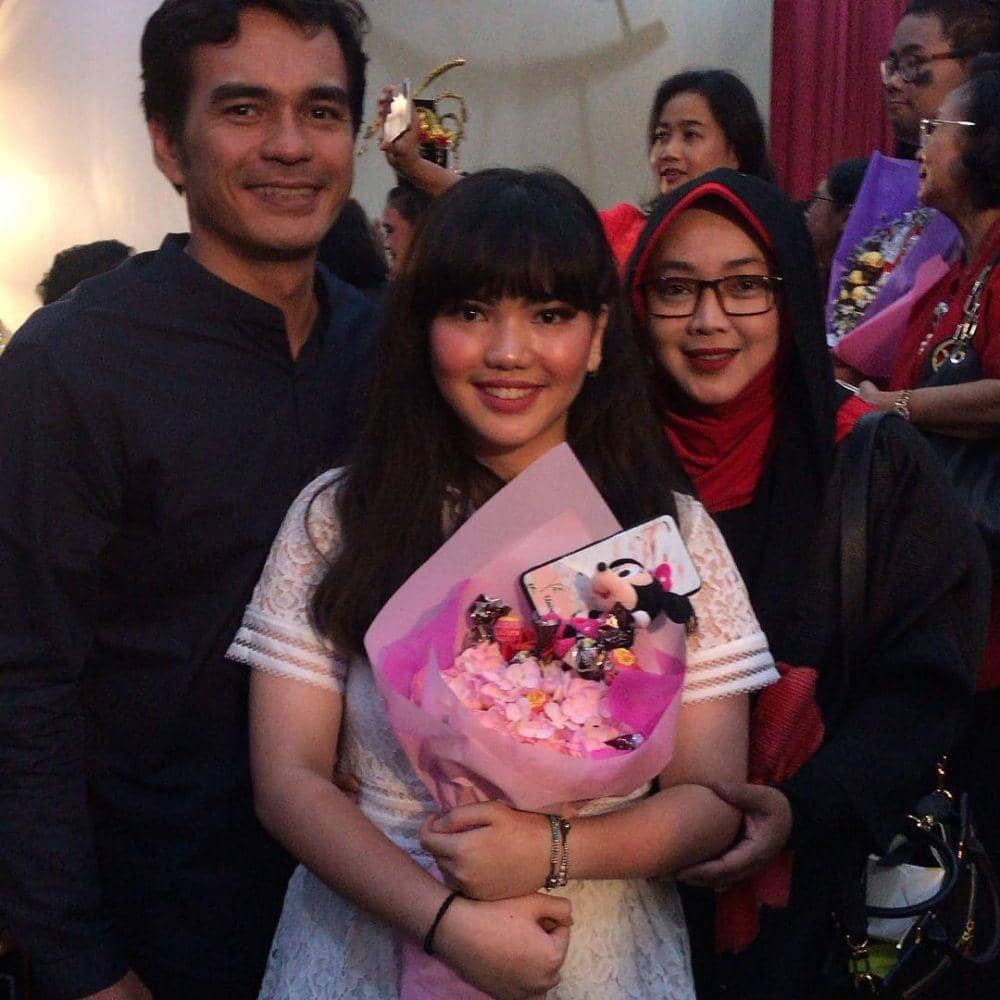 Instagram.com/rinagunawan28