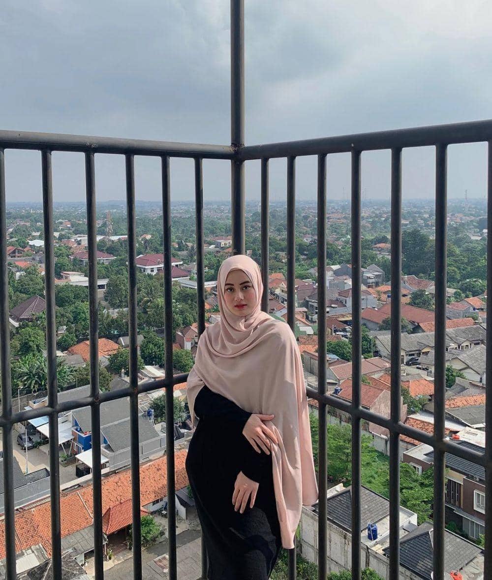 Instagram.com/dindahw