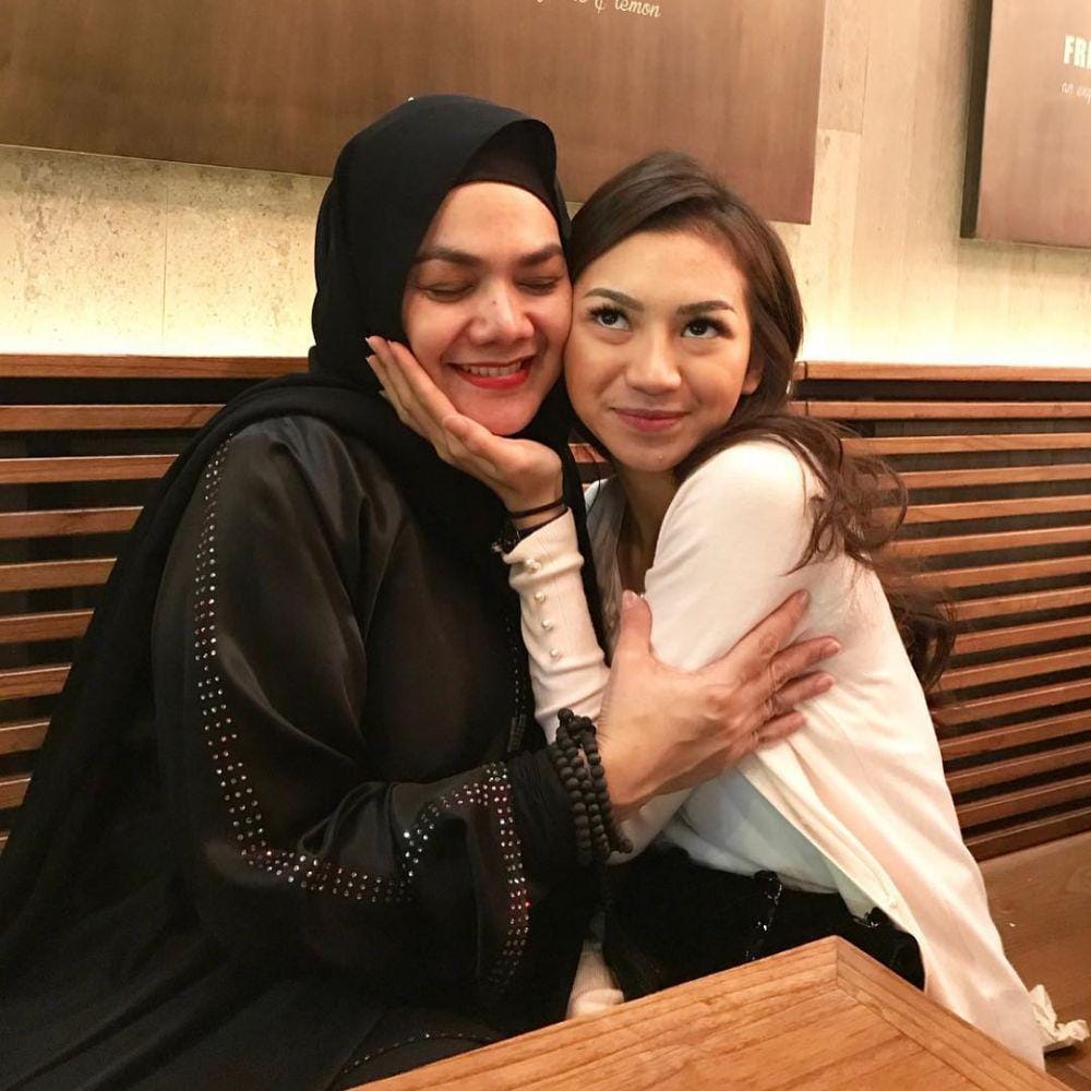 instagram.com/shakillaastari