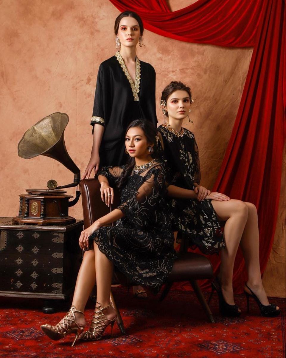 instagram.com/shakillaastari