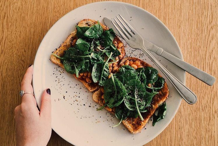 Pexels/fotios-photos