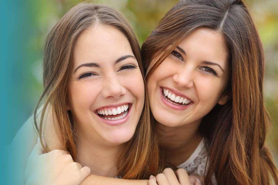 saxtonsmiles.com