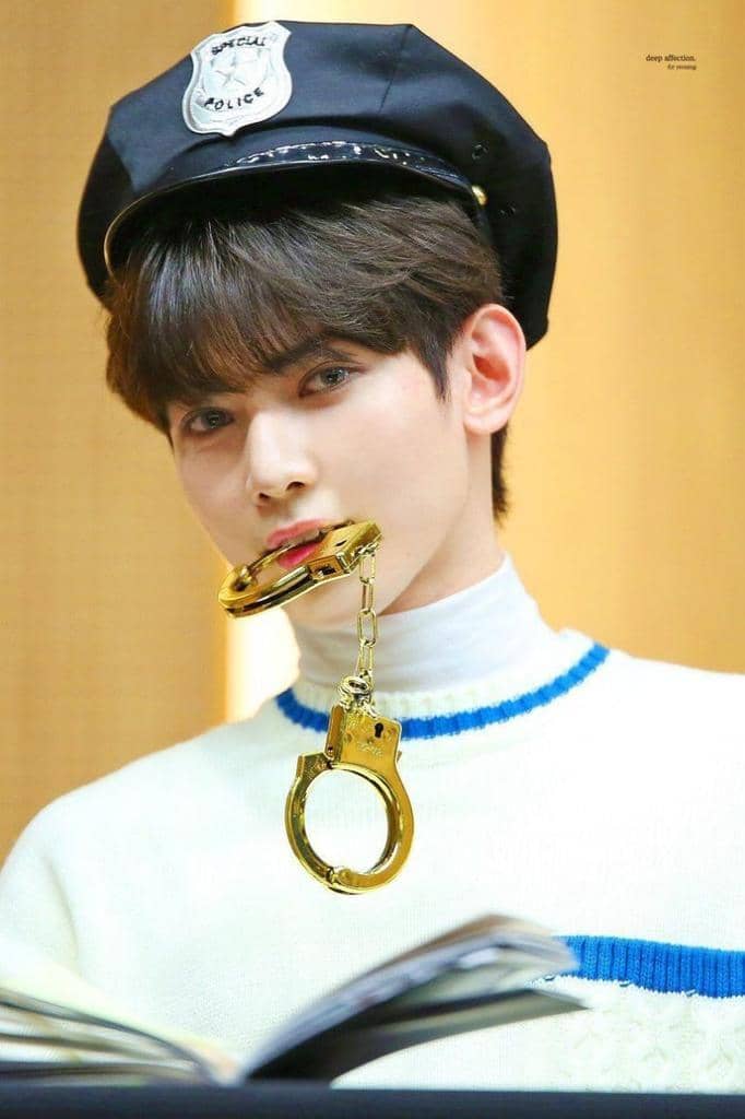 twitter.com/jauzaalmas