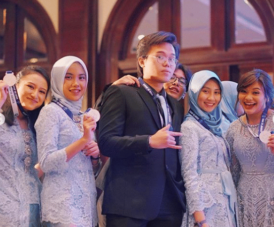 instagram.com/amelcarla